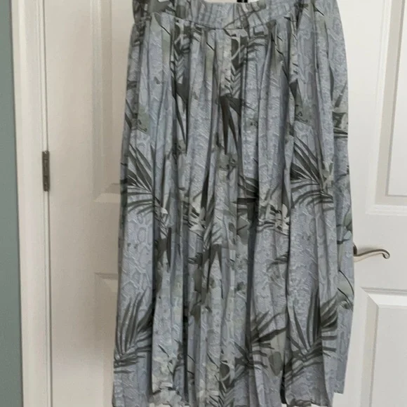 Ted baker floral pleated skirt - Picture 5 of 6